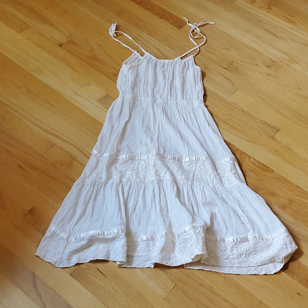 Dress - Picture 2 of 7